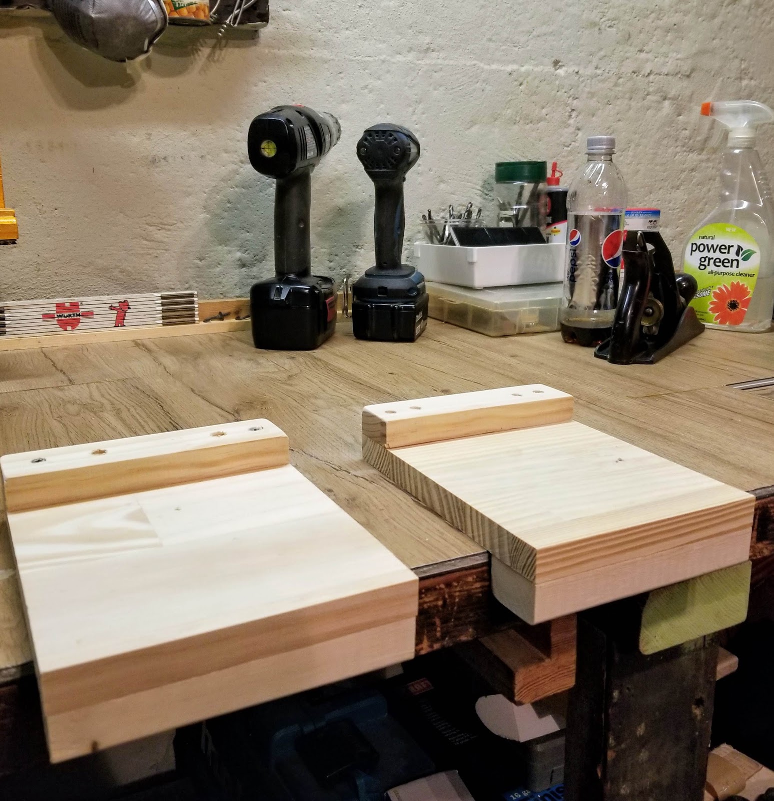A Storage Block for the Scroll Saw Blades