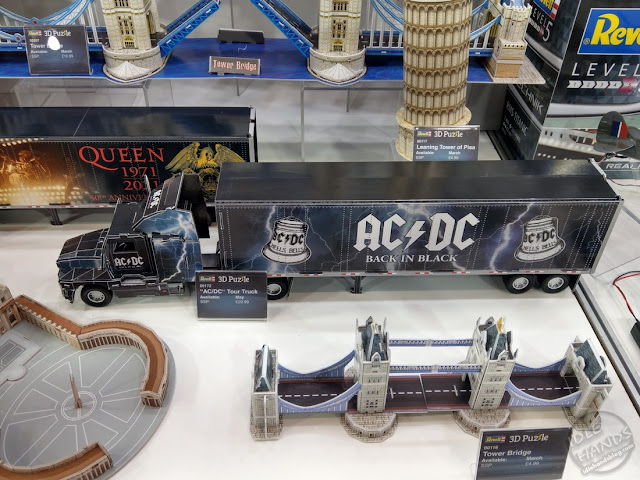 Toy Fair 2020 UK Revell Model Kits Rock Bands ACDC