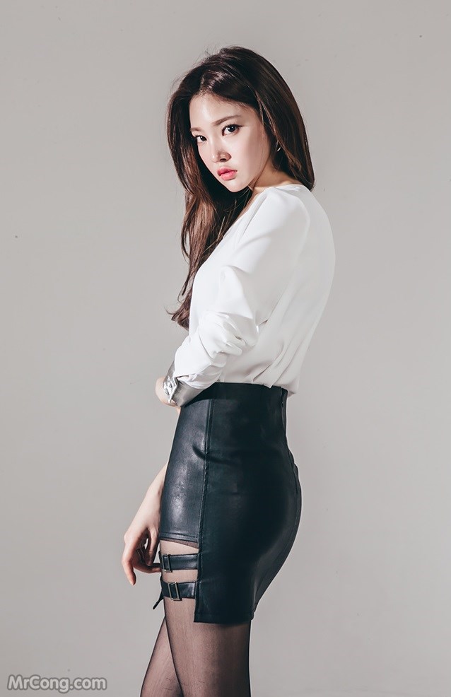 Beautiful Park Jung Yoon in the January 2017 fashion photo shoot (695 photos) photo 24-5
