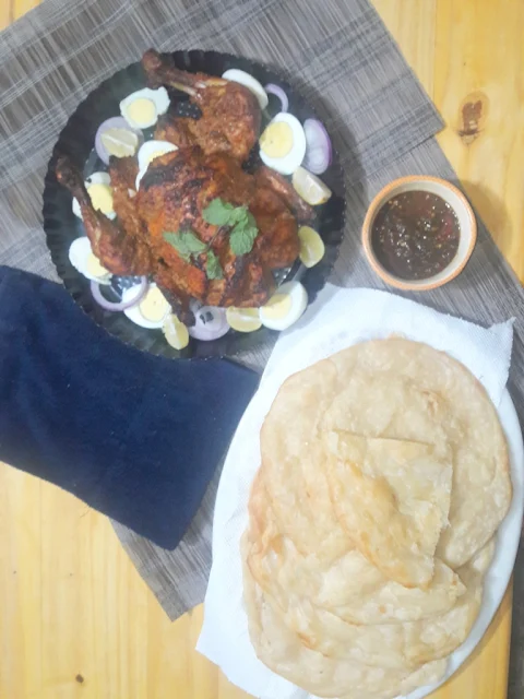 serve-with-chutney-and-puri-paratha