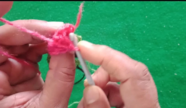 Crochet lace patterns for beginners|| crochet flower edging|| #क्रोशिए की लेस डिजाइन ||#हिंदी में||in Hindi
