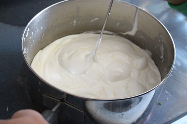 Mix butter and marshmallow creme in a sauce pan