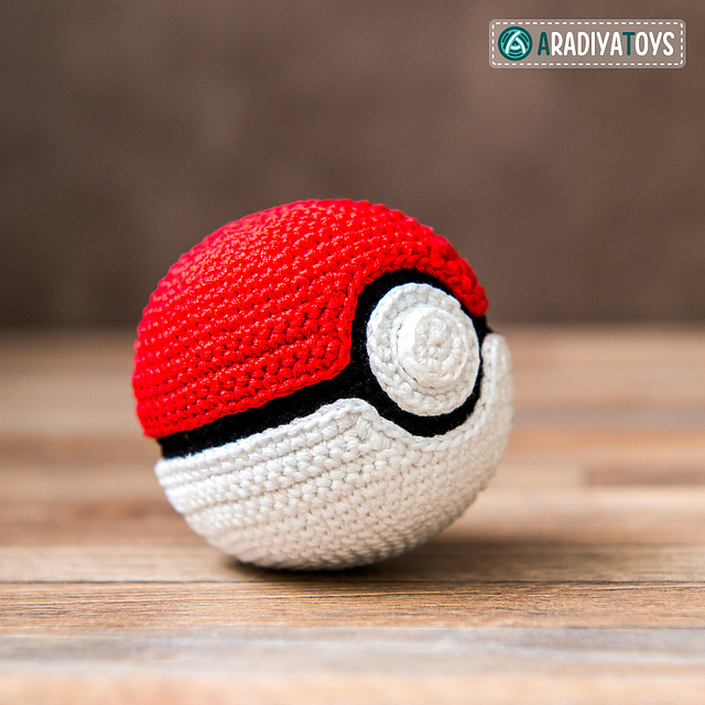 amigurumi-pokeball-sabrina´s-crochet