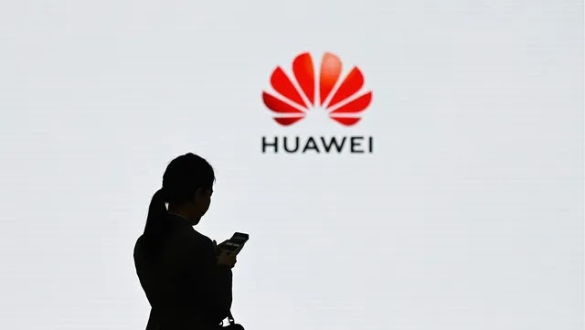 Çin'den Huawei'ye Darbe!