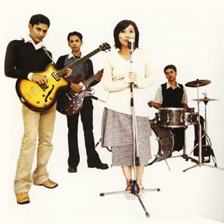 Download Lirik Lagu La Luna Lara Hati Chords