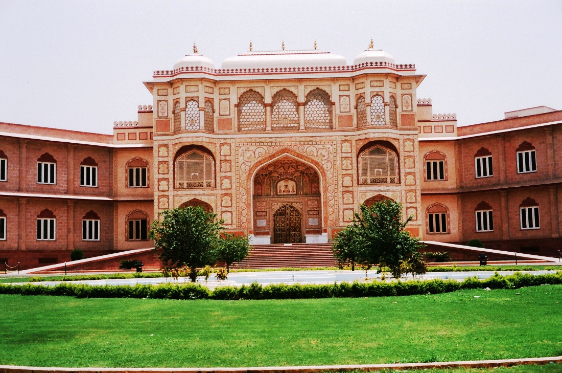 IndiaArchives (भारतीय अभिलेखागार) July 2015