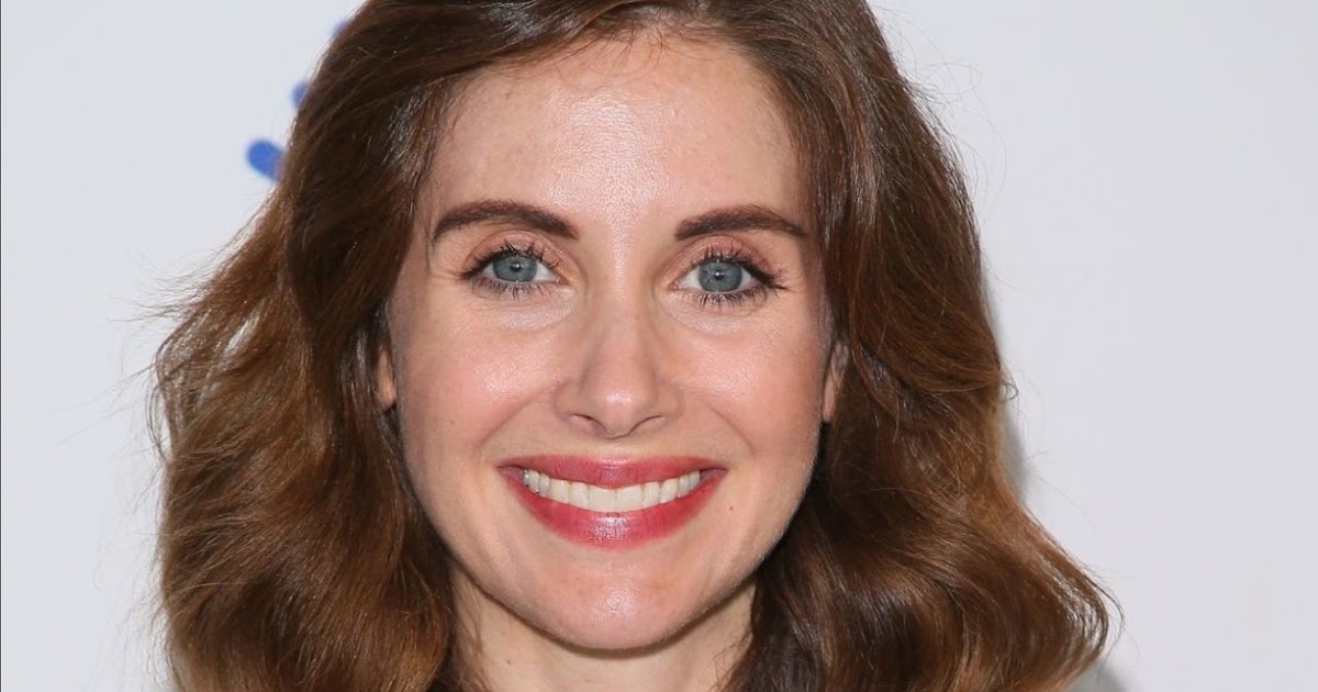 Alison Brie – Visits SiriusXM Studios in Los Angeles 01/23/2020