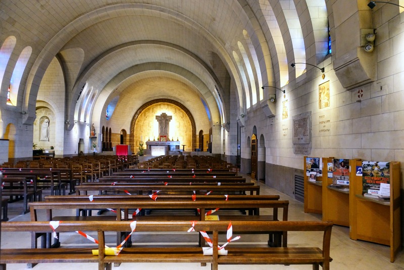 Paris Eglise NotreDame des Otages, architecture Art déco et souvenir tragique de la Commune Paris Eglise NotreDame des Otages, architecture Art déco et souvenir tragique de la Commune