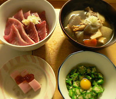 カツオ丼　オクラ　汁