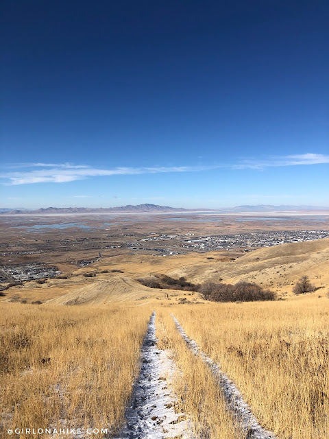 Hiking to Matt's Arch & Meridian Peak