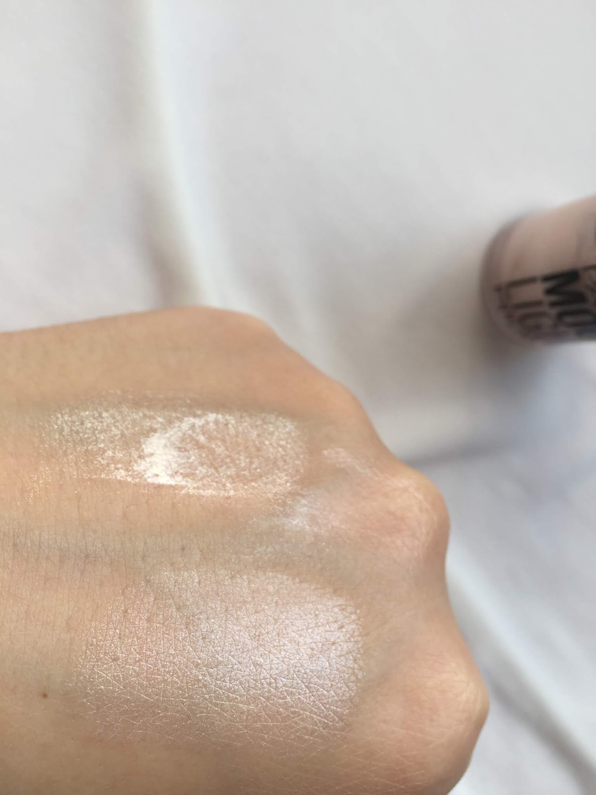 Pastel Moonlight Highlighter