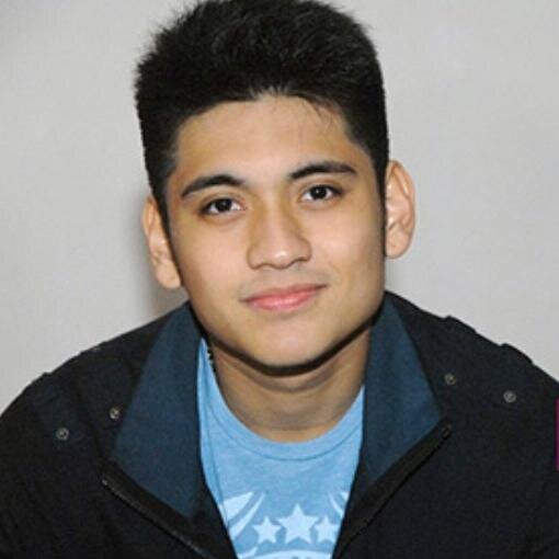 Biodata Artis Abraham Lengkap Dengan Agama Dan