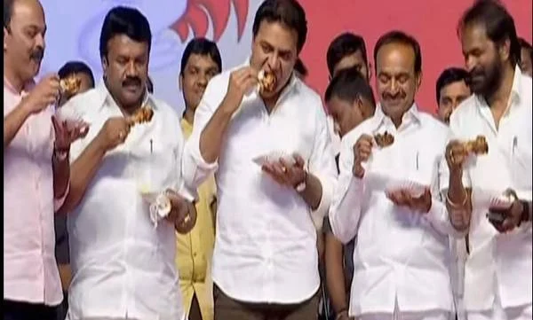 Telangana ministers eat chicken on public stage, to dispel rumours about corona virus, news, Politics, Minister, Trending, Health, Health & Fitness, National.