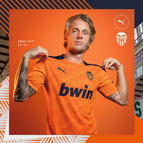 Nuevas camisetas de futbol 2019 2020: Segunda camiseta del Valencia 20-21
