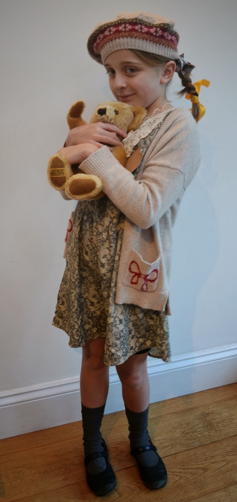 Ginx Craft World War II Evacuee Ginx Craft World War II Evacuee