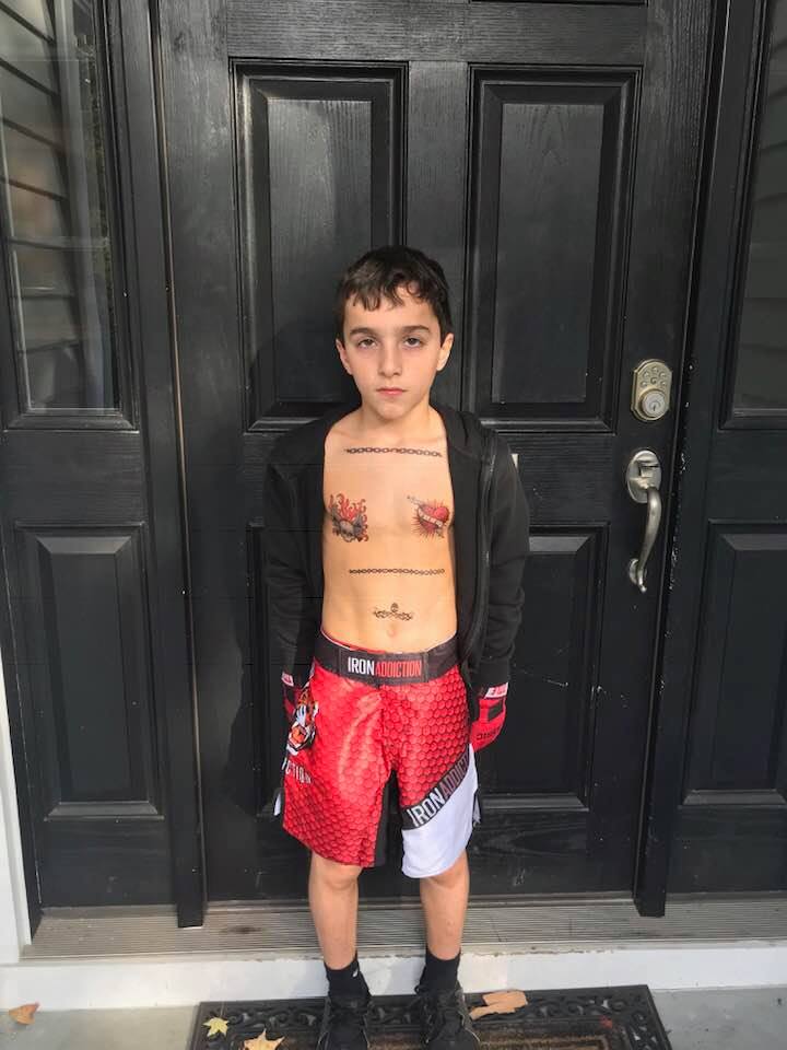 Shirtless Freedom: Shirtless Halloween Costume Submissions 2018