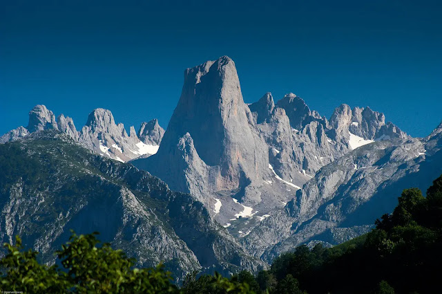 Naranjo de Bulnes Spain Naranjo de Bulnes Spain