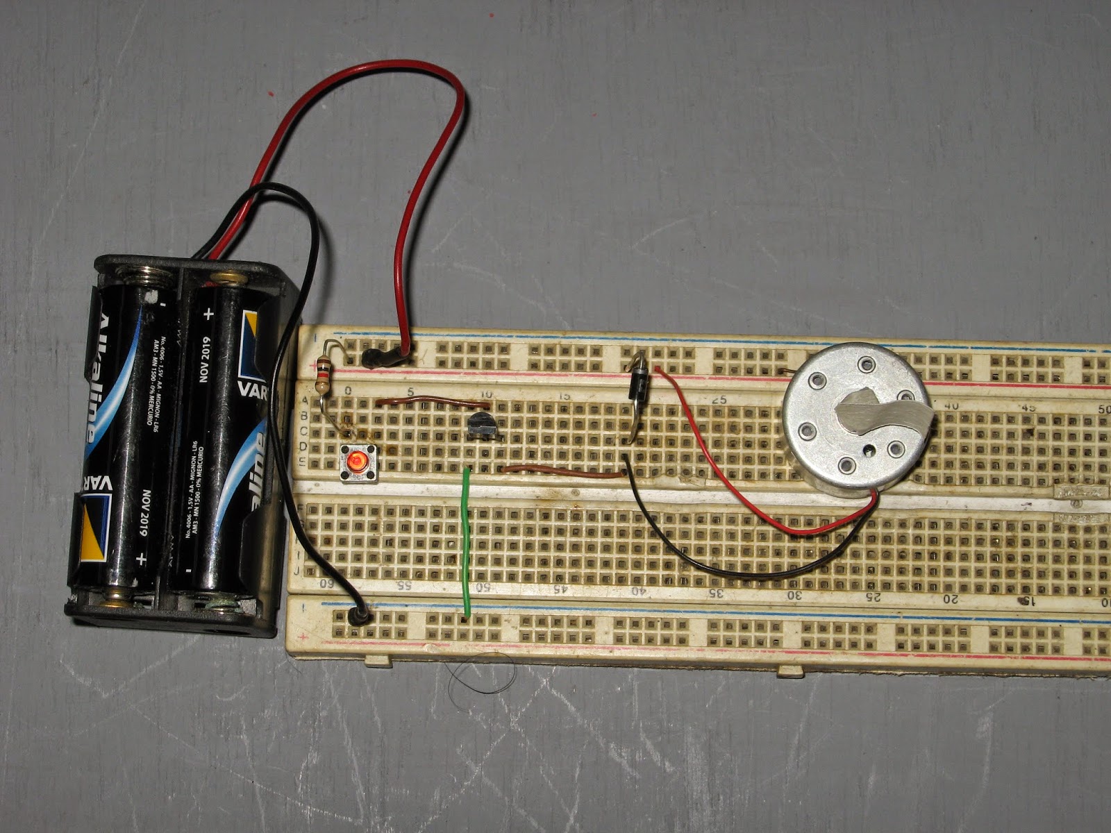 electronica para dummies transistor como interruptor
