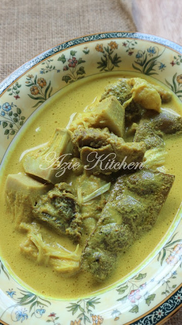 Nangka Masak Lemak Cili Api dengan Daging dan Petai Kikis Yang Terlajak Sedap