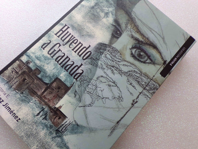 Huyendo a Granada | Victoria E. Muñoz Jiménez | Esdrújula Ediciones | El Estante de Rhiri