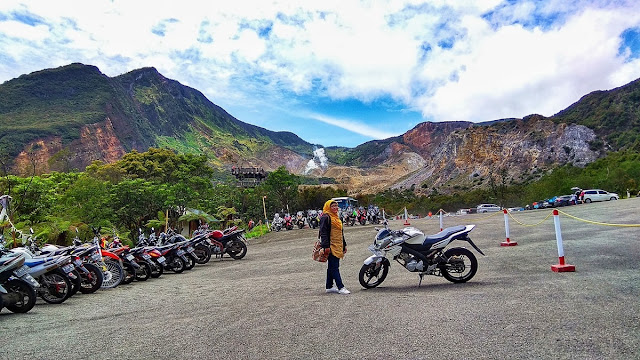 Taman Wisata Kawah Gunung Papandayan Garut tempat parkir gunung papandayan