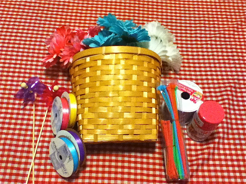 Crafty Confessions of a Brainy Mom DIY Bike Basket and Streamers