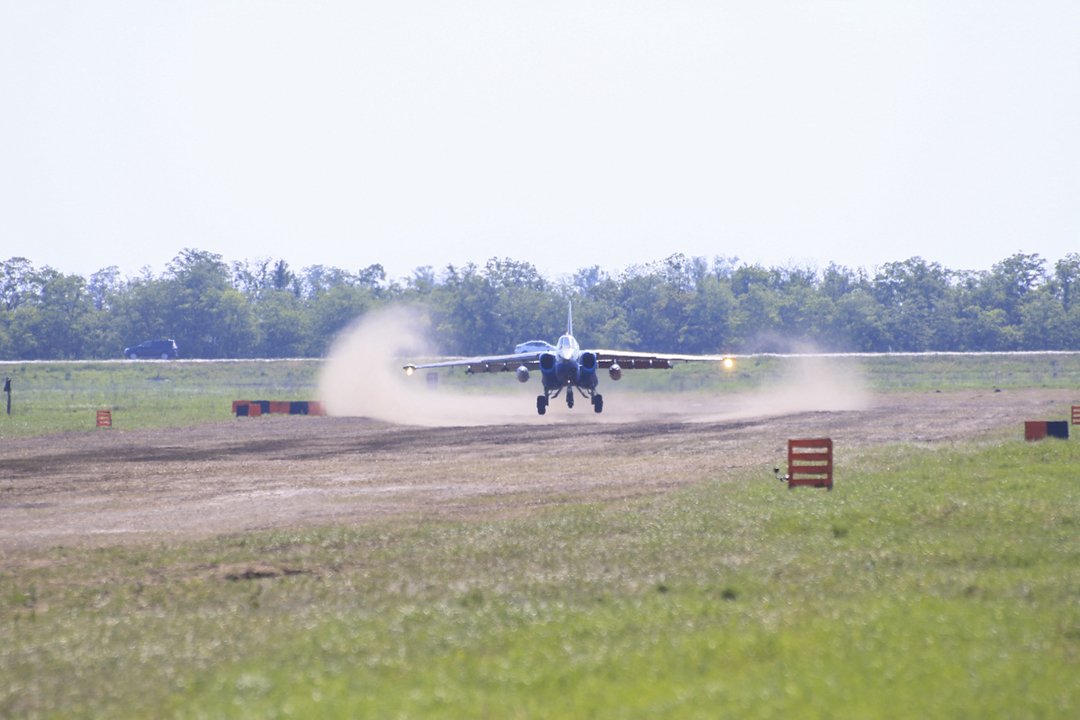 грунтовый аэродром