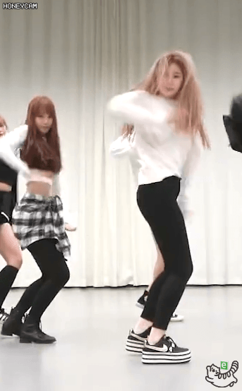 춤 좀 추는 깃털 채연