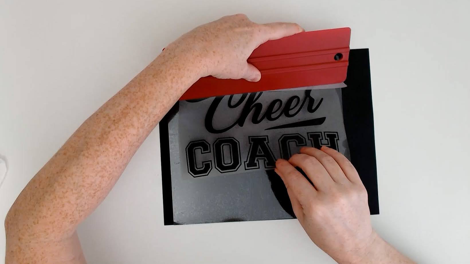 How to Apply Vinyl to Glass Without Bubbles Silhouette School