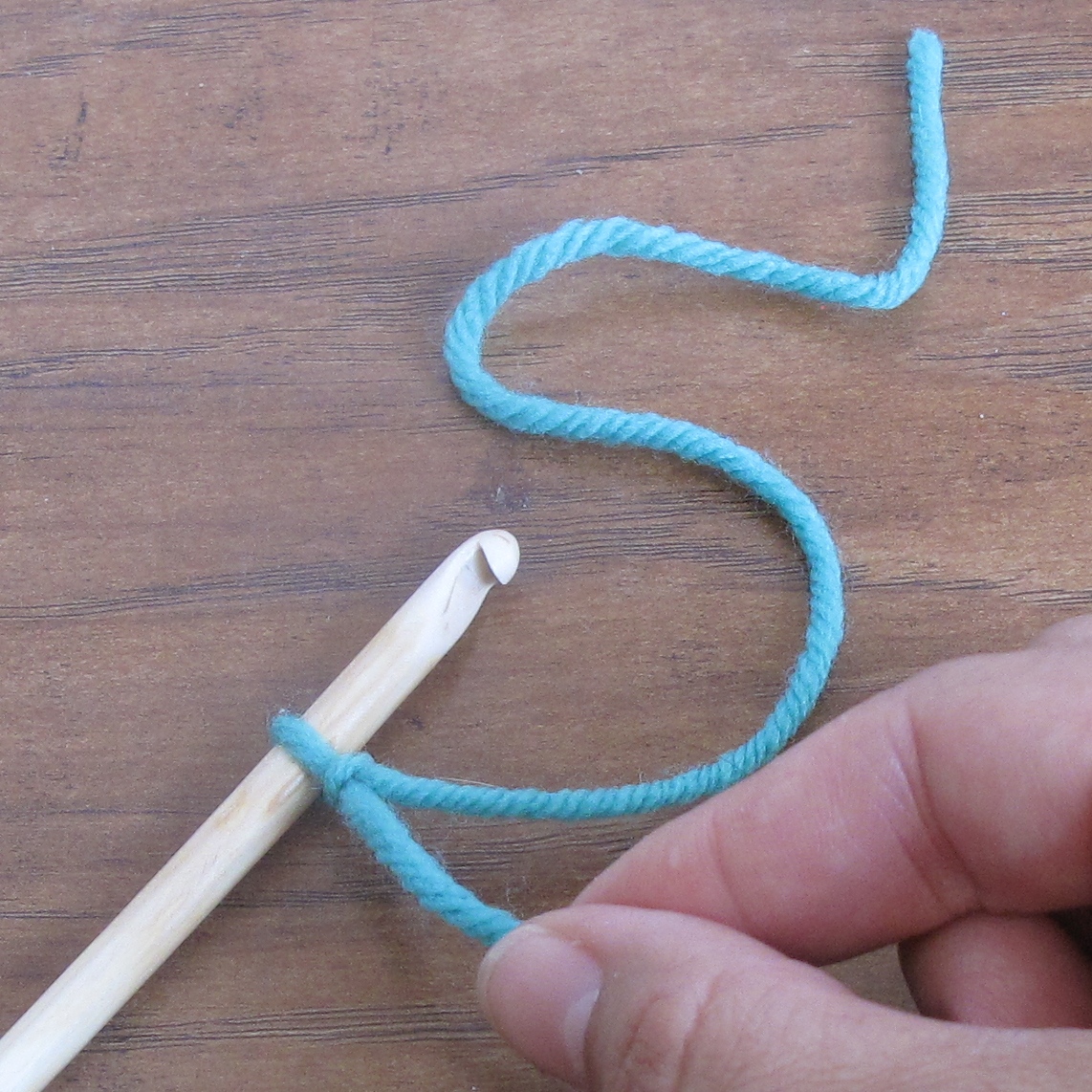 ReCrochetions Tutorial Slip Knot (LeftHanded)
