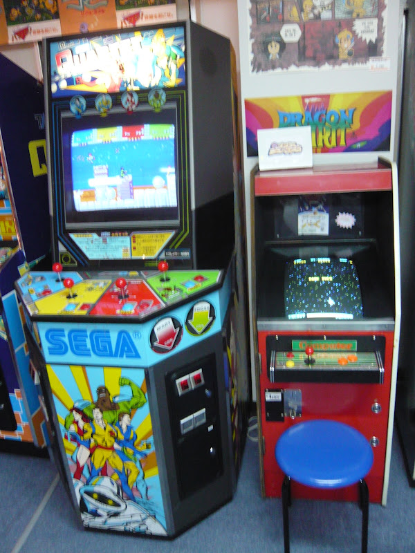 JAPAN, ARCADES & GAMING Akihabara Arcade Game Centres Pt. 1 Natsuge Museum / Natsu Game Museum