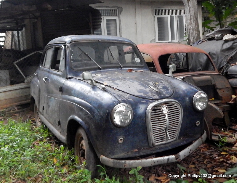 philipveerasingam A 'junk yard' of old cars, Sedawaththe, Colombo, Sri
