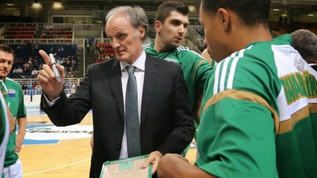 "Έξυπνα για τη νίκη..."