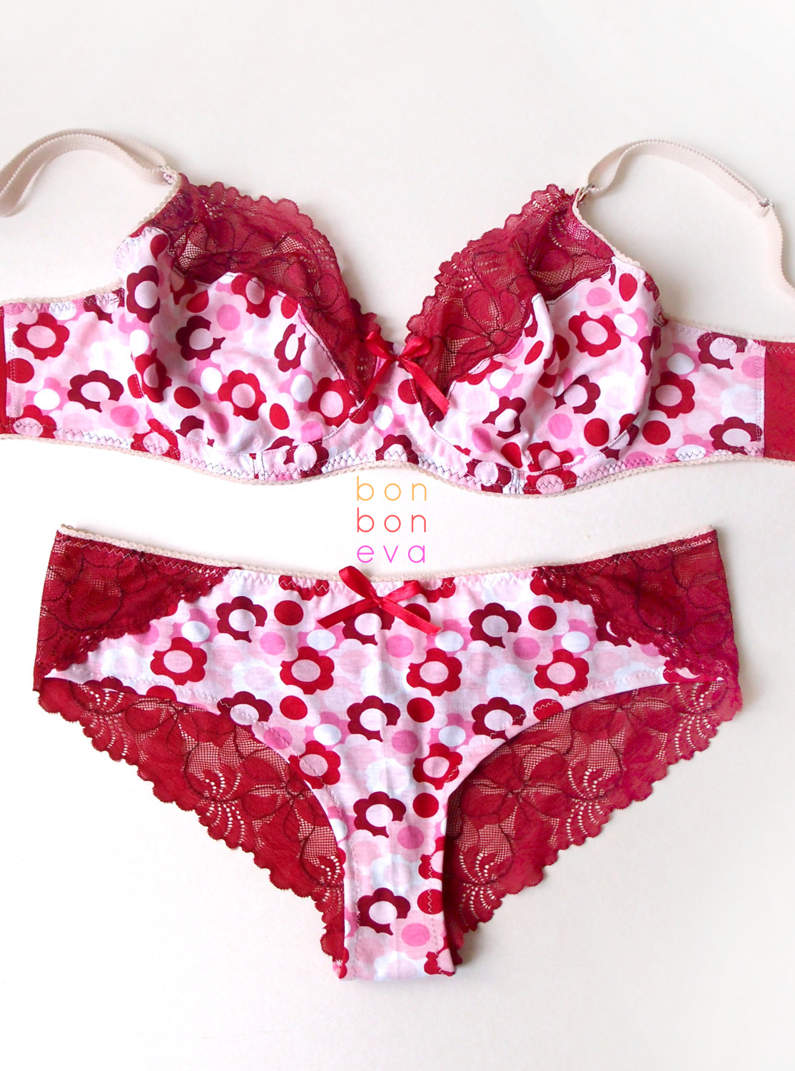 Flower Power on a Lingerie Set - for the Love of Flowers, Colours and Lace!