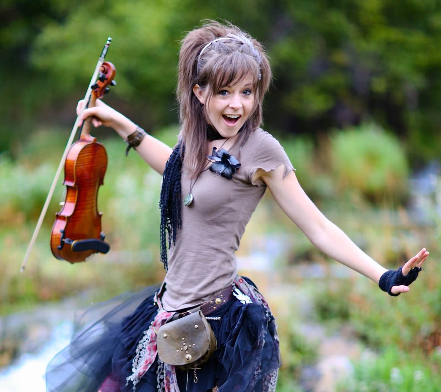 Lindsey Stirling: We Three Gentlemen (Medley) 💫 👑 👑 👑 with bonus Mr. Gr...