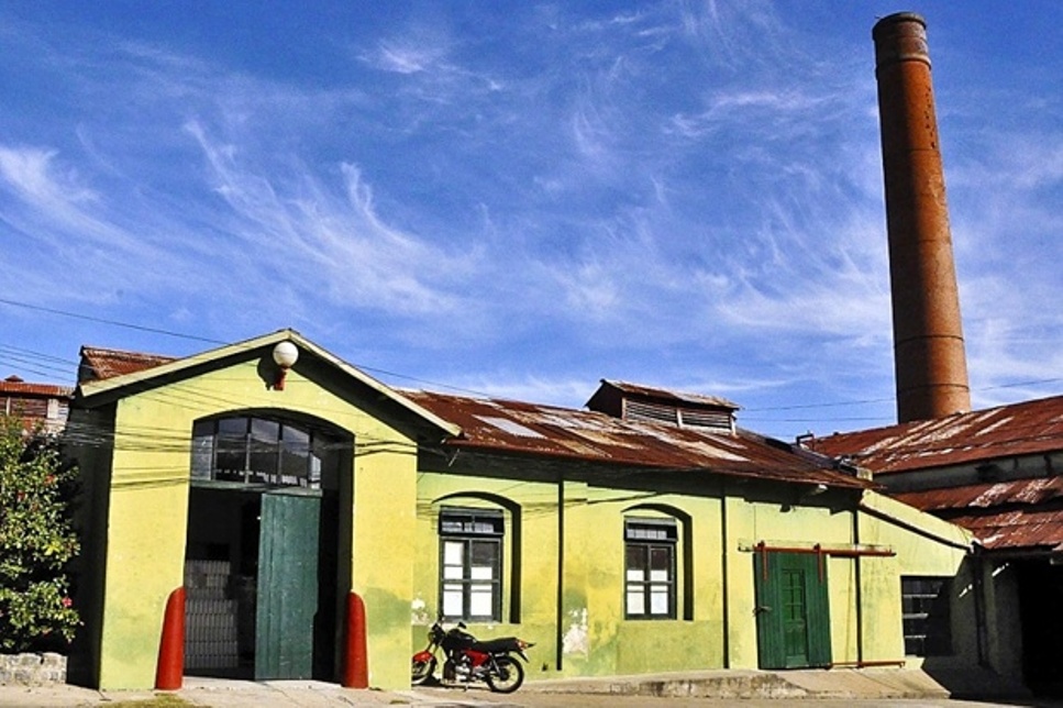 Legatus' Wargames Armies Fray Bentos pies, Oxo, corned beef and tanks