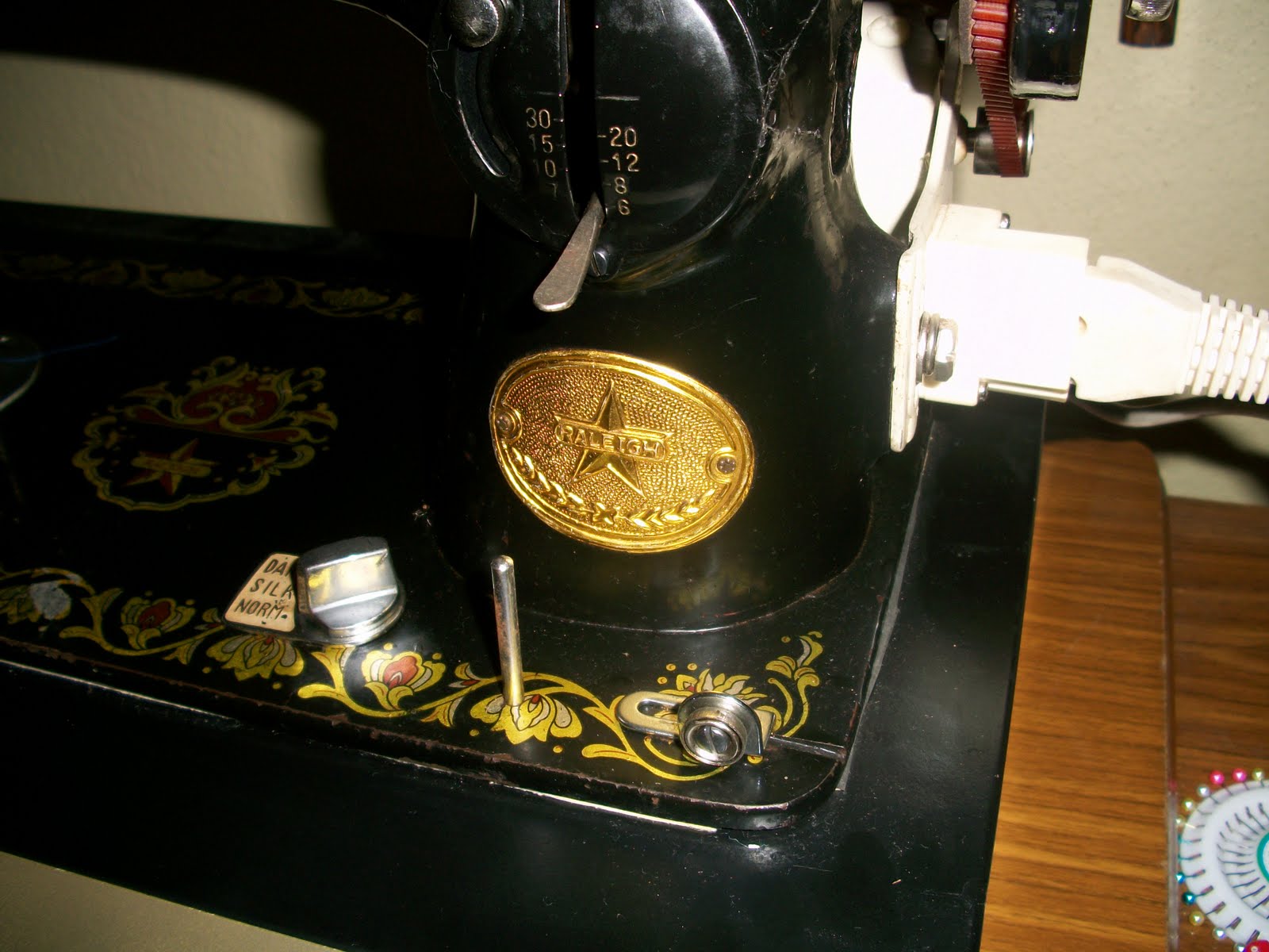 collectible items Vintage portable Raleigh sewing machine