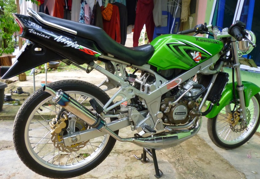 Modifikasi Motor Ninja RR