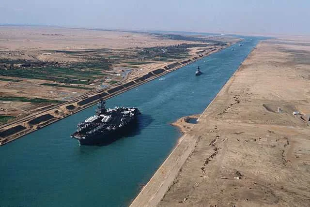 suez-crisis-the-tripartite-aggression-ازمات-السويس-العدوان-الثلاثي-على-مصر