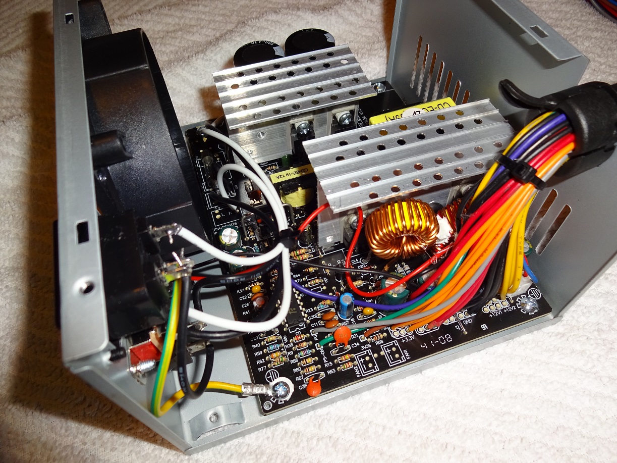 Pengertian dan bagianbagian Power supply Student Terpelajar Media