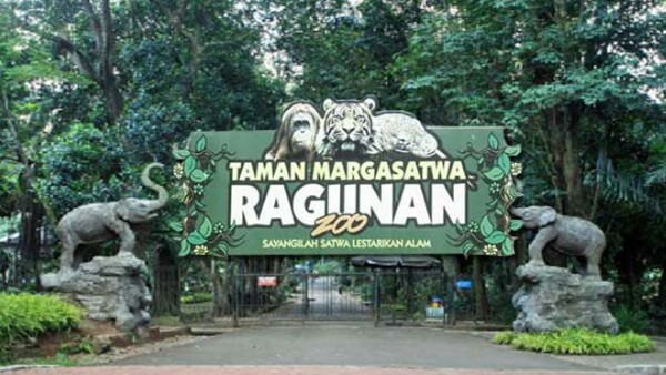 √ 15 Tempat Wisata Liburan Di Jakarta Selatan Yang Paling Populer Dan