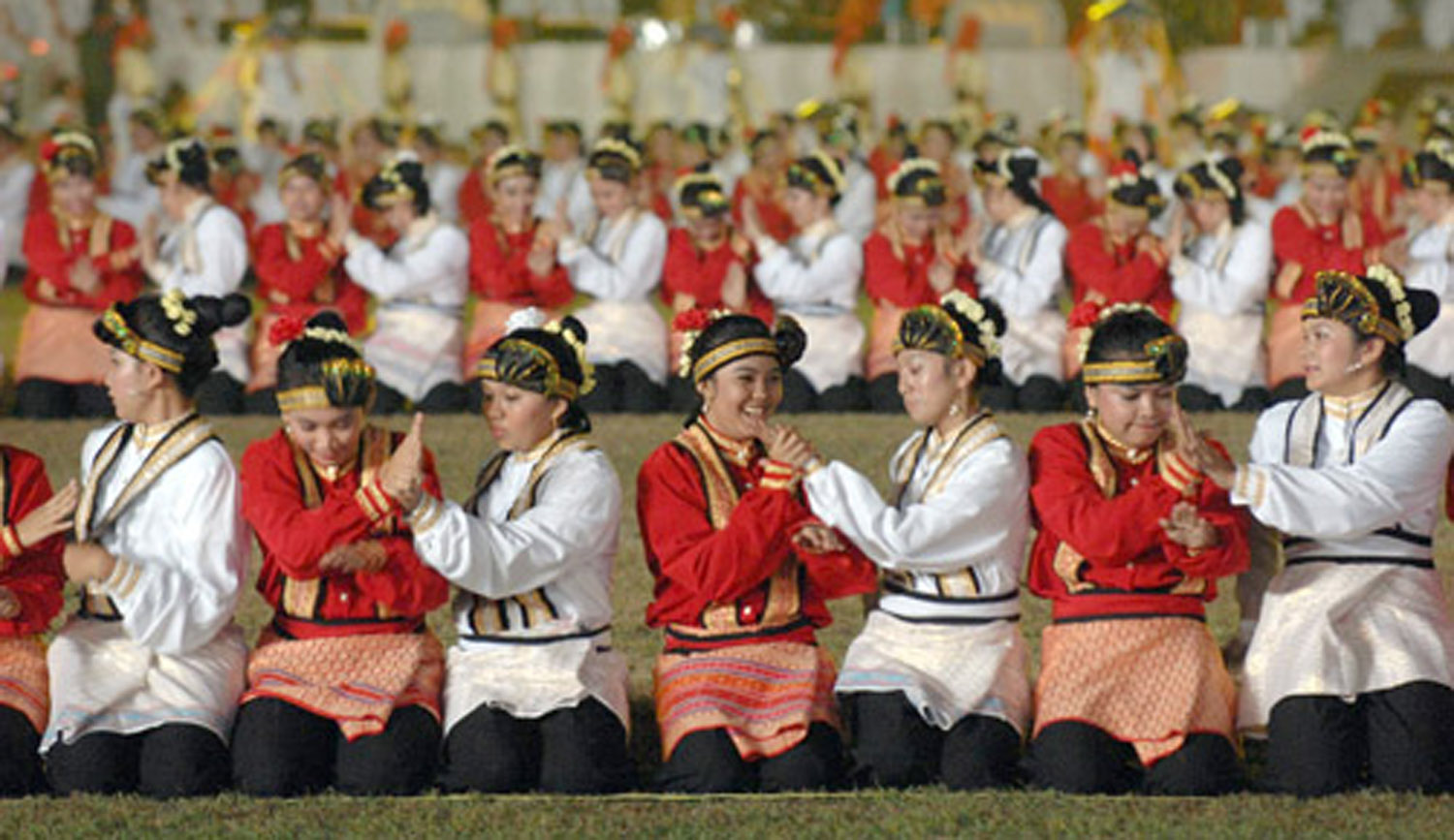 DANCE SAMAN SPECTRUM INDONESIA dance-saman-spectrum-indonesia