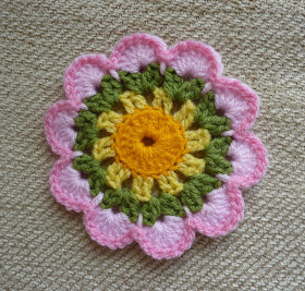 Yellow, Pink and Sparkly: Free Crochet Patterns