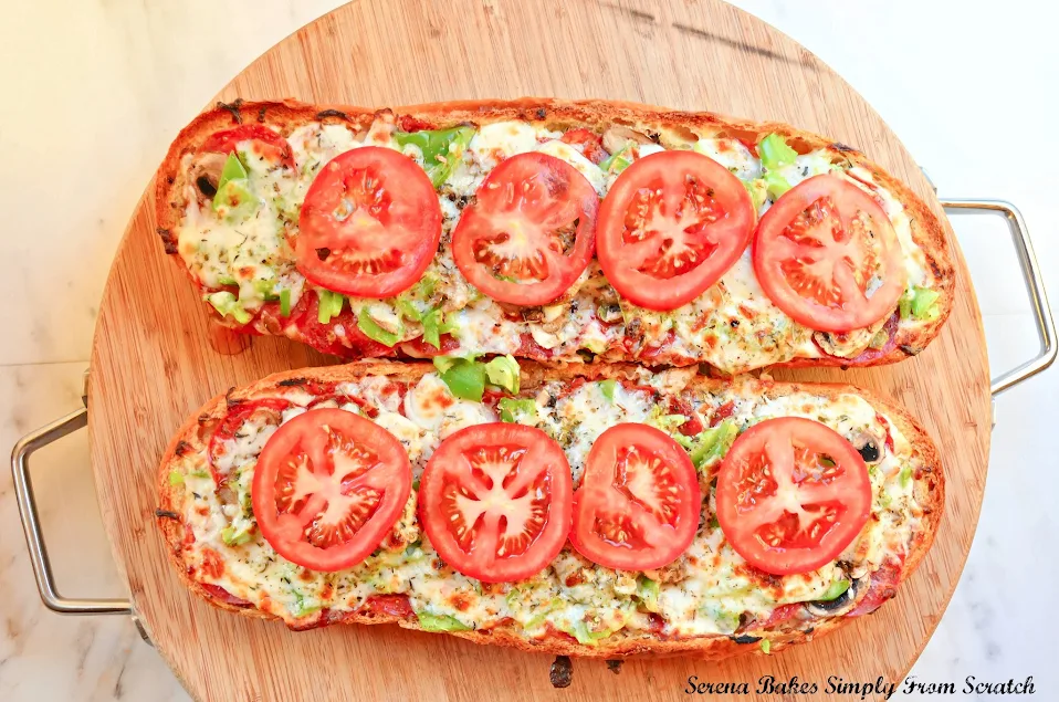 Combination-French-Bread-Pizza.jpg