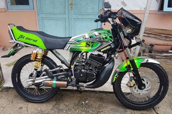 Foto Rx King Modifikasi Versi Standar Warna Hijau Botol