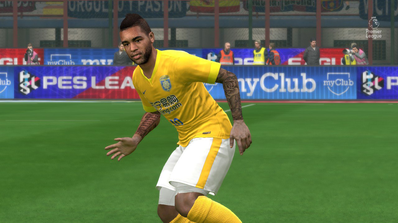 PES 2017 Online PESMakers Patch v4.0 by Splendidis Season 2017/2018