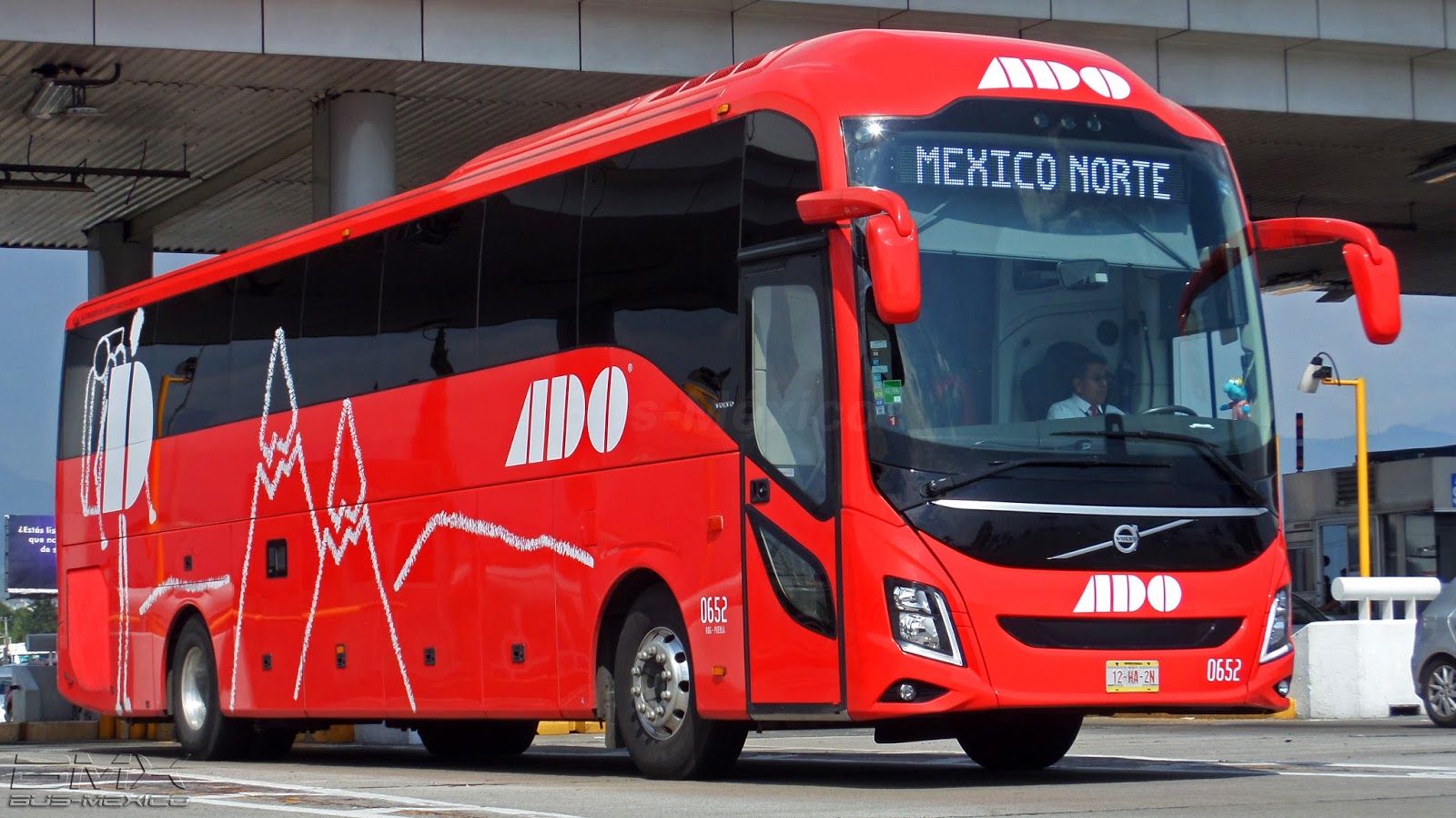 Autobuses del Oriente ADO BusMéxico