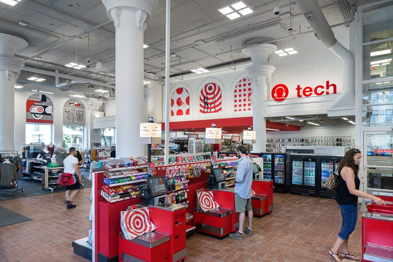 Compra de celular na Target na Califórnia