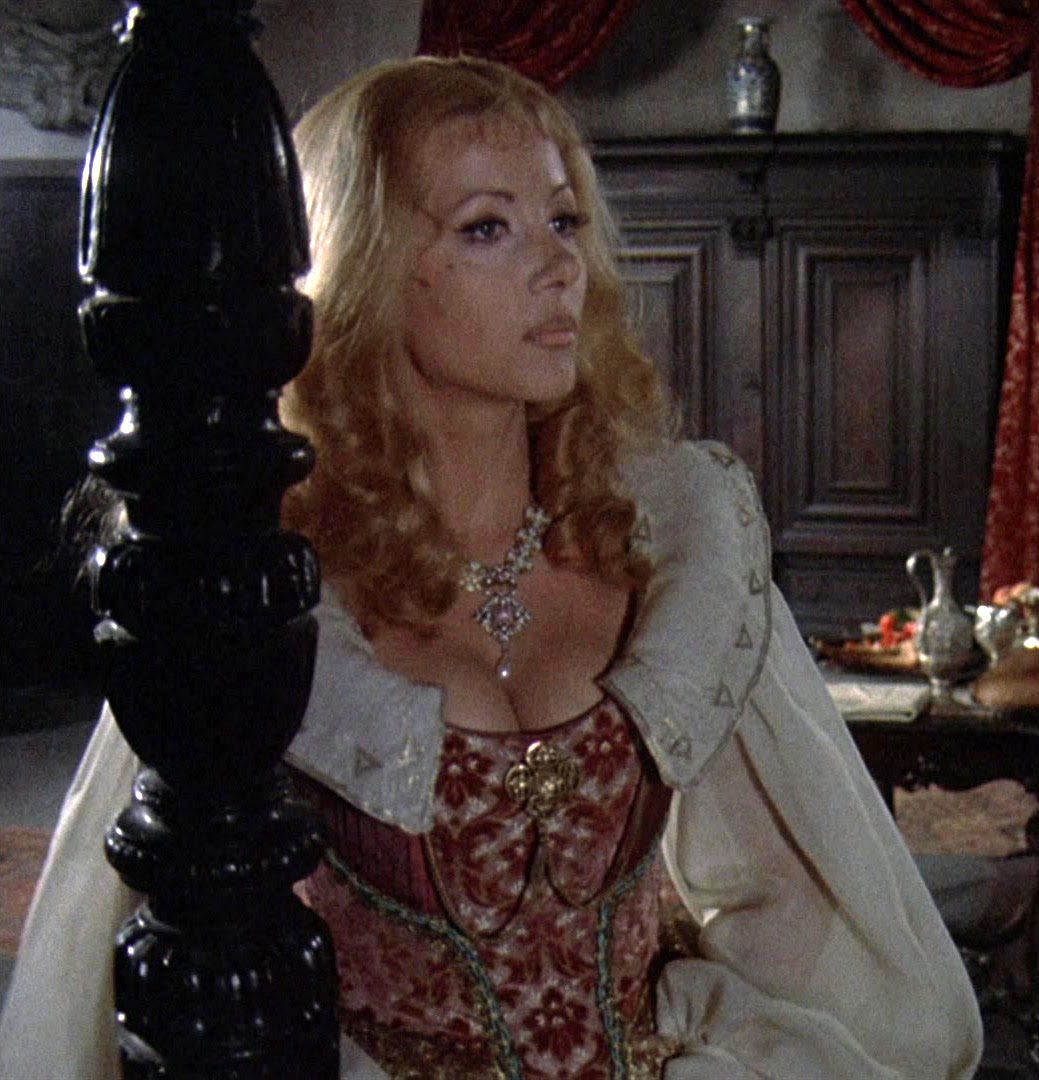 графиня икс. графиня икс. графиня батори. кровавая графиня – батори фильм 2008. жюли дельпи графиня.