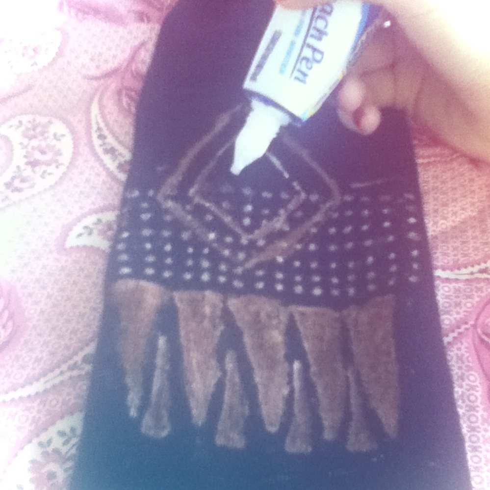 Project Over Procrastination DIY Bleached Leggings